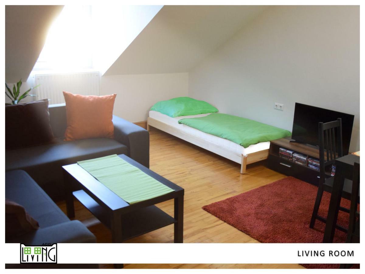 Aco Living - A Cheap Overnight 克拉根福 外观 照片